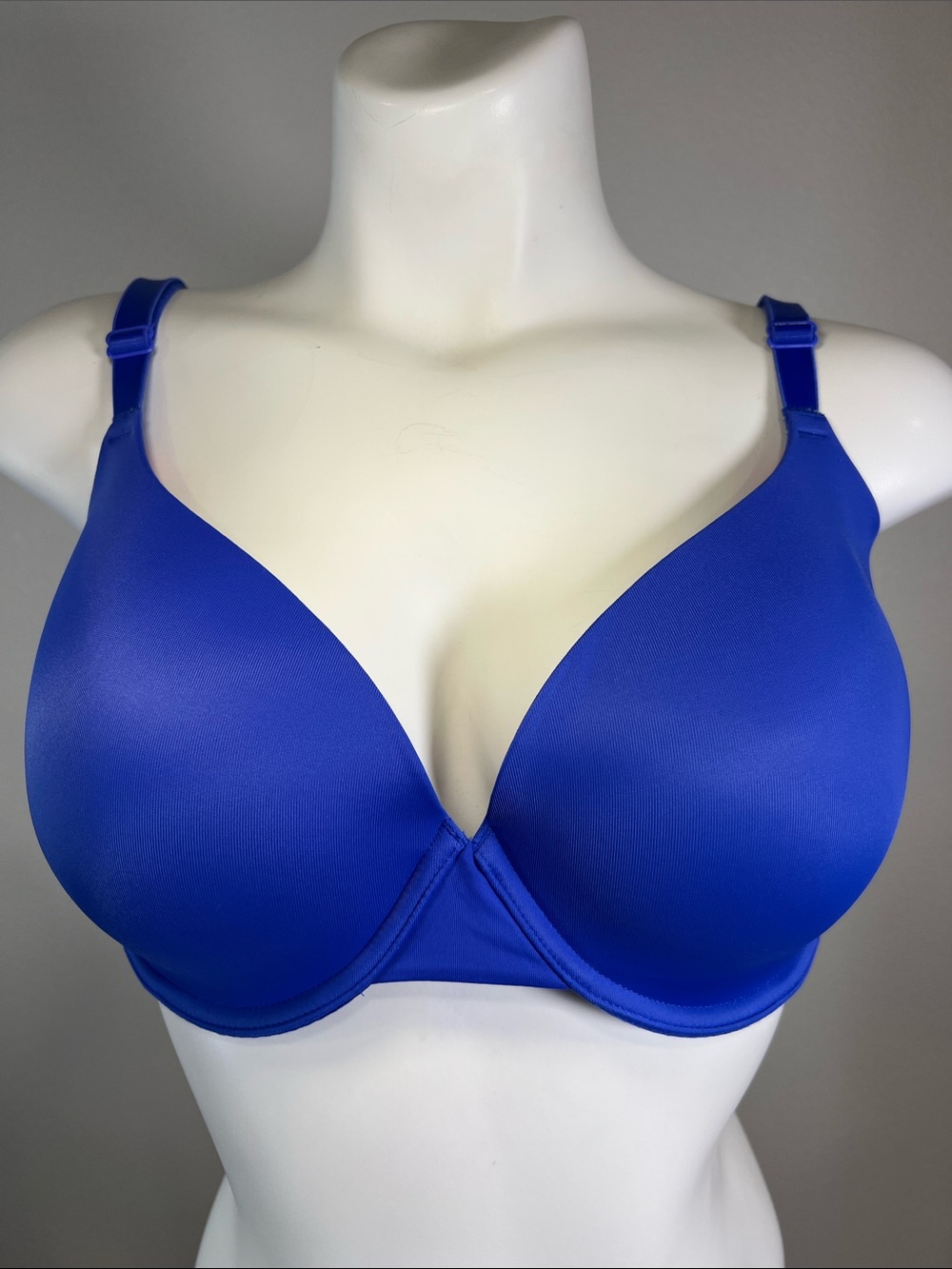 PINK Victoria's Secret Blue Wear Everywhere T-Shirt Lightly Lined Bra 36DD